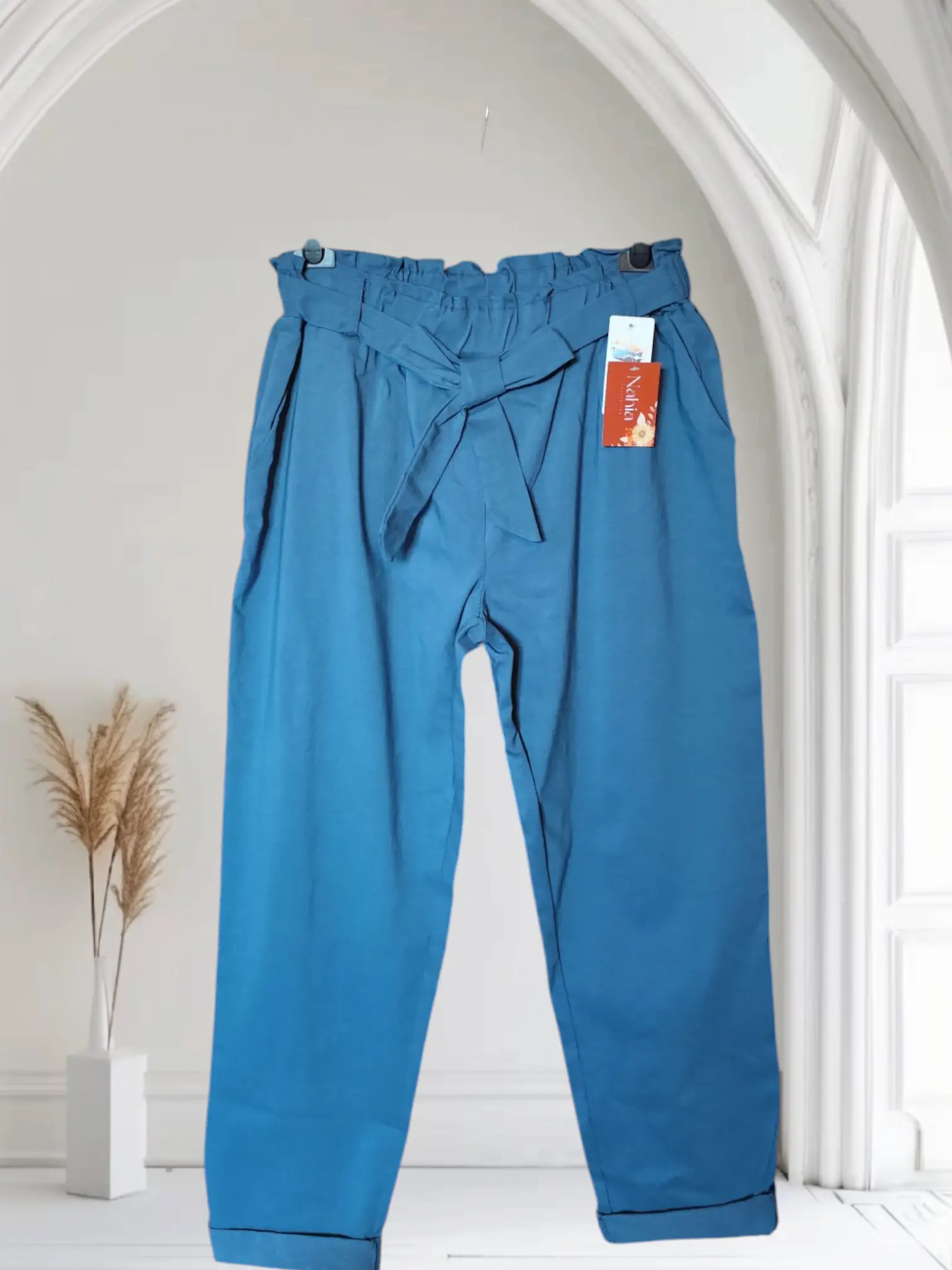 Pantalon avec ceinture nœud "Romi" – Image 4