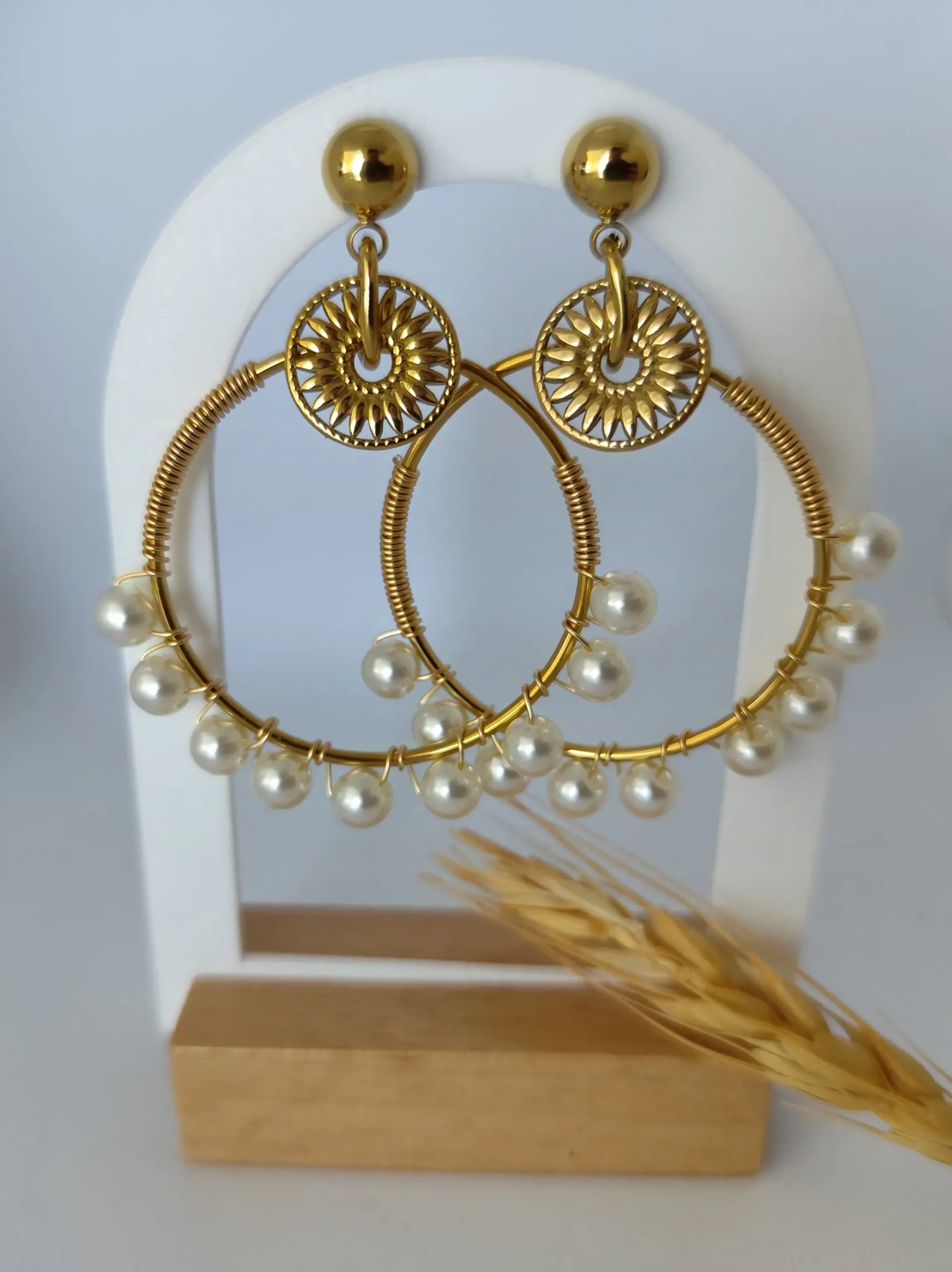 Boucles d’oreilles créoles perles "Anaïs"